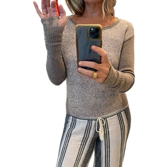 Athleta Soft Long Sleeves Thumbhole Sweater.Size XXS - Picture 2 of 13